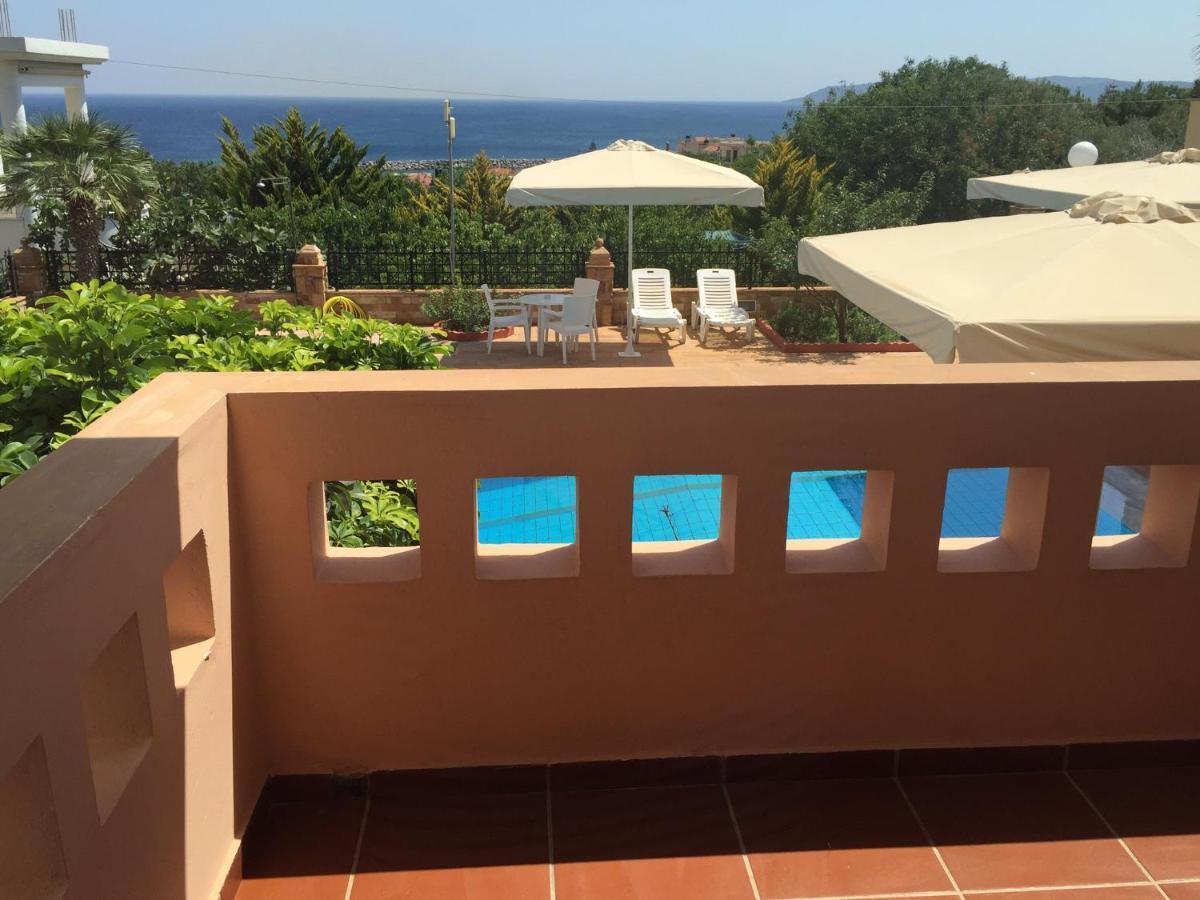Toulipa Rooms Agia Ermioni Екстер'єр фото
