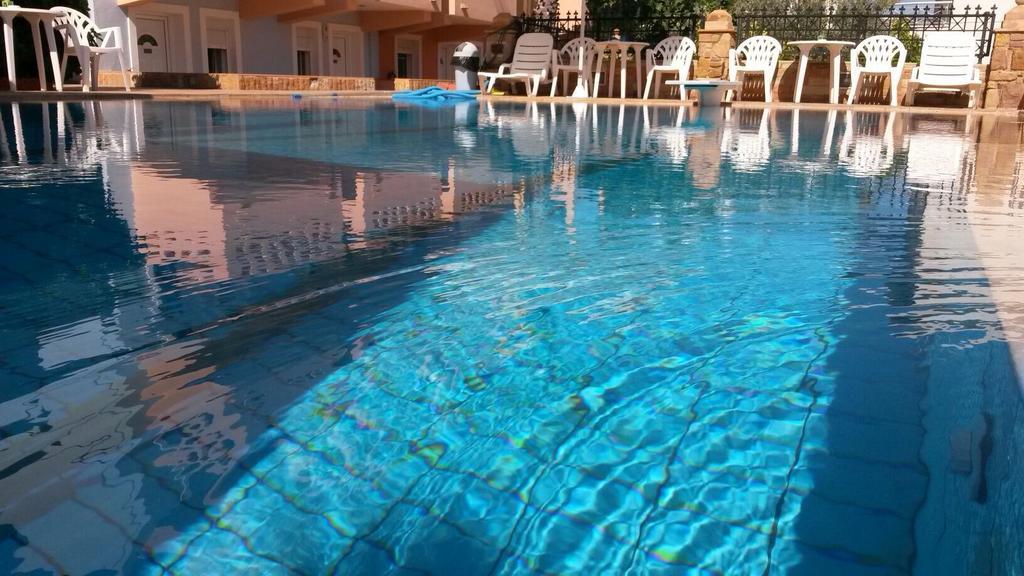 Toulipa Rooms Agia Ermioni Екстер'єр фото