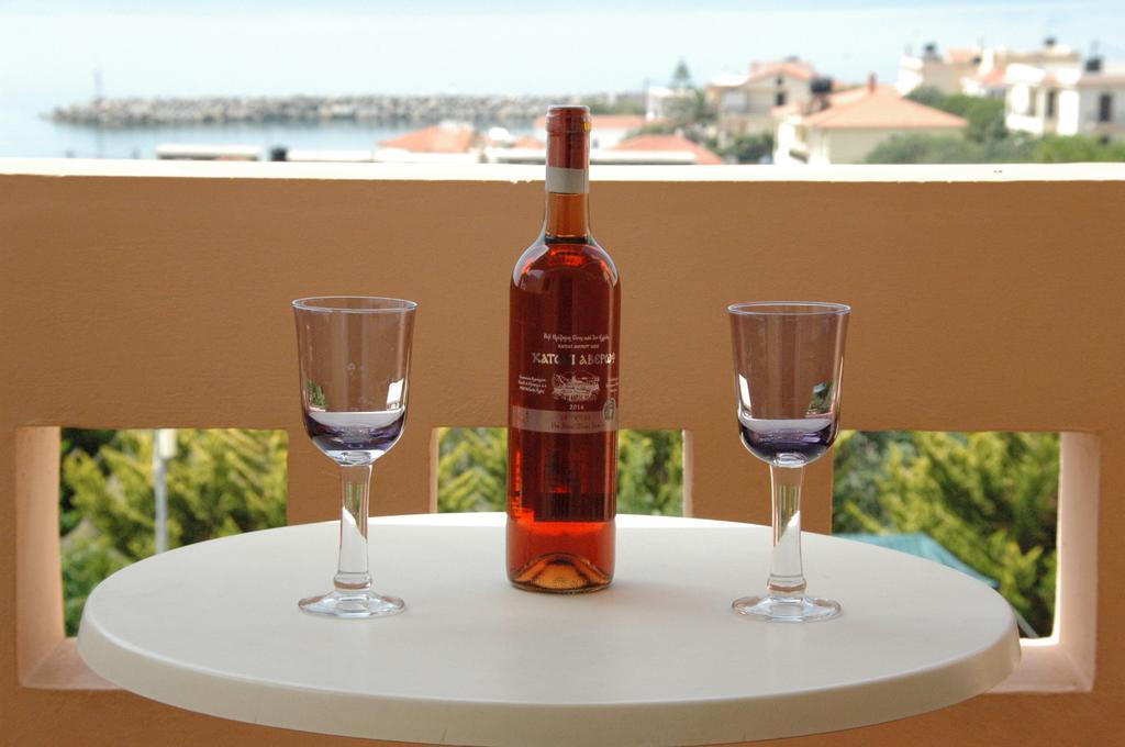 Toulipa Rooms Agia Ermioni Екстер'єр фото